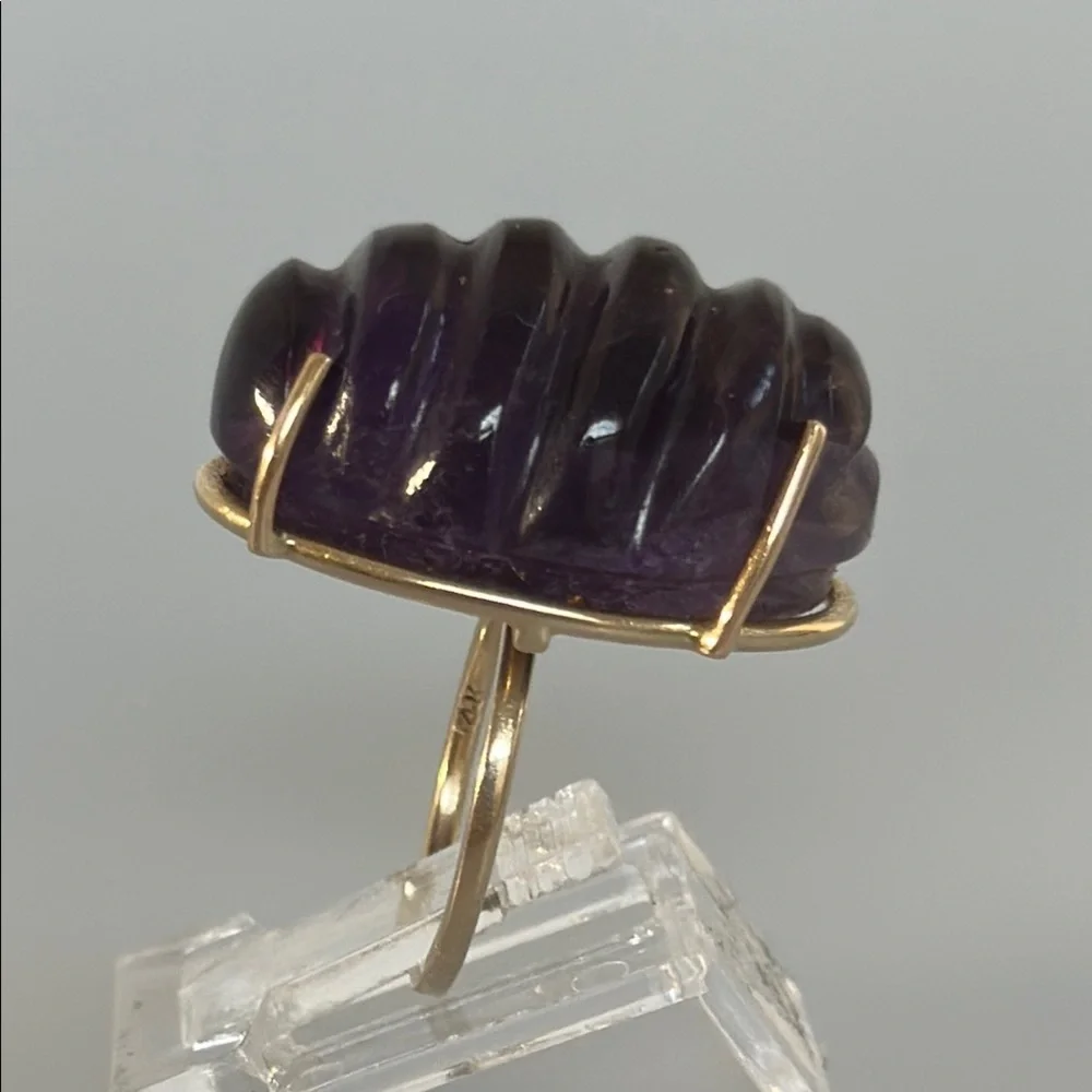 14k real solid gold cabochon amethyst ring